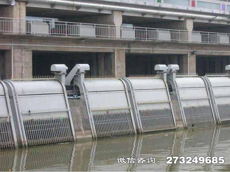 鲅鱼圈水电站清污拦污机